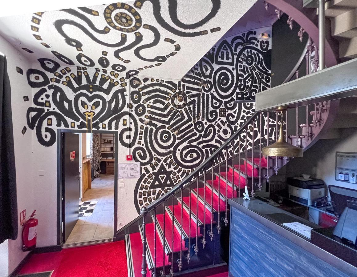 Le B Bed and Breakfast Belvès Εξωτερικό φωτογραφία